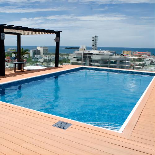 Calcium sulfite balls for swimming pools